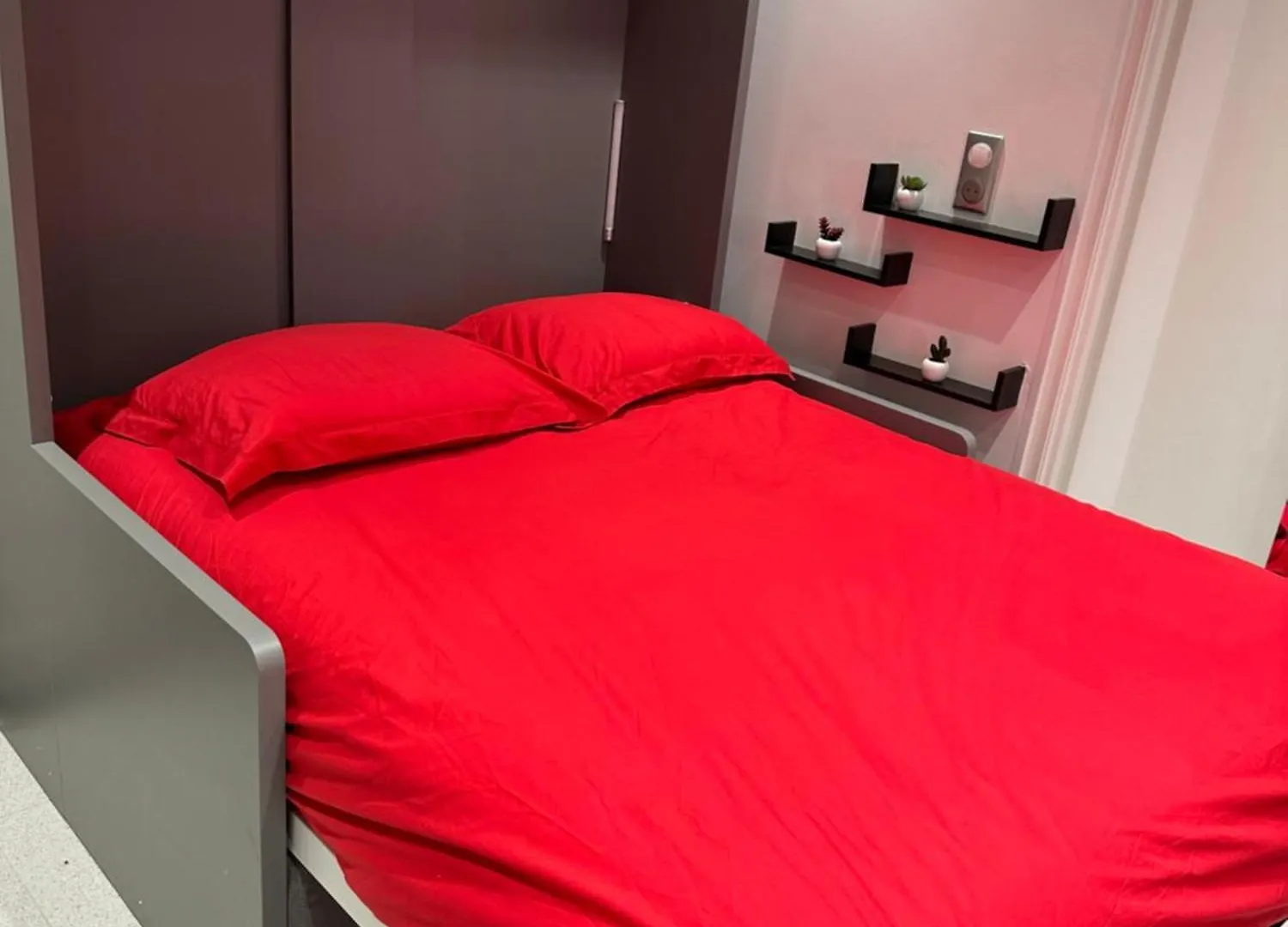 Joia Paris - Roli Apartment 0*,  France